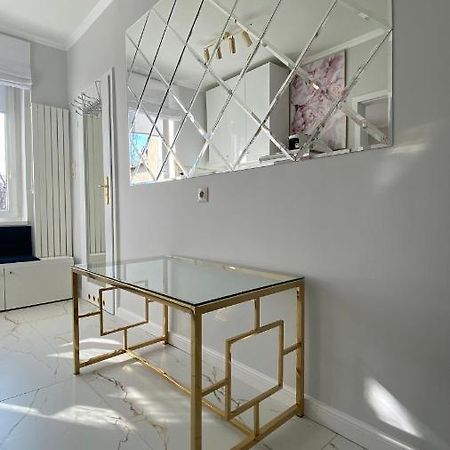 Glamour Apartment Przy Plazy, Z Parkingiem Prywatnym 소포트 외부 사진