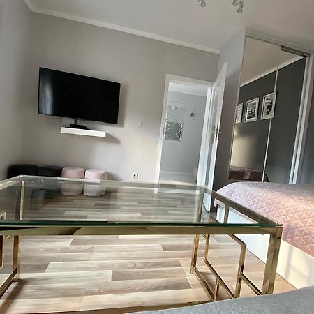 Glamour Apartment Przy Plazy, Z Parkingiem Prywatnym 소포트 외부 사진