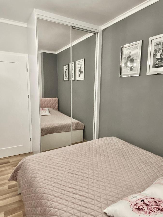Glamour Apartment Przy Plazy, Z Parkingiem Prywatnym 소포트 외부 사진