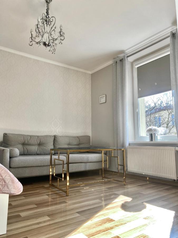 Glamour Apartment Przy Plazy, Z Parkingiem Prywatnym 소포트 외부 사진